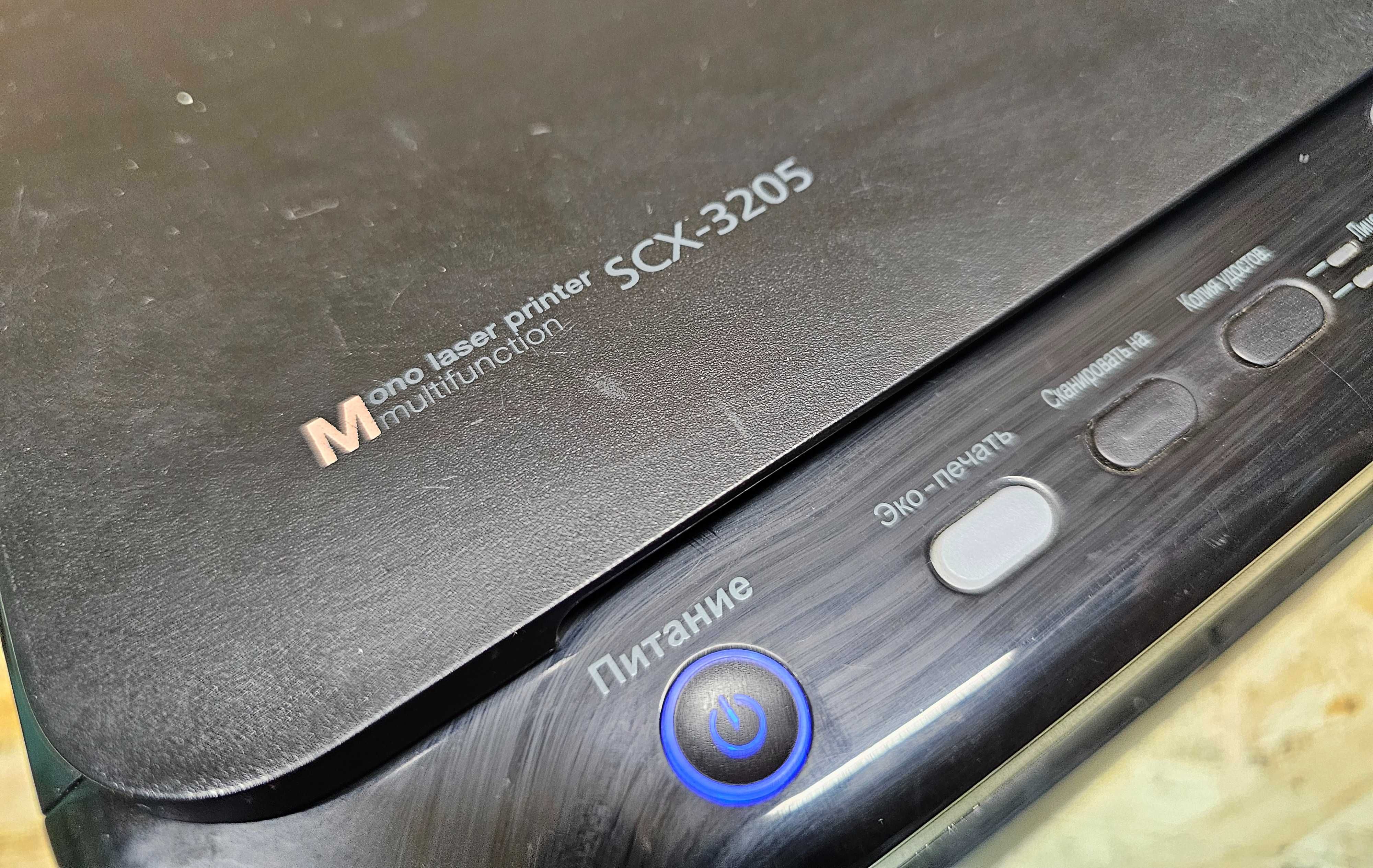 Лазерное МФУ Samsung SCX-3205  (принтер, сканер, ксерокс)