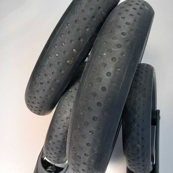 Maxi-Cosi ZELIA S TRIO Wózek wielofunkcyjny 3w1 Szary B71