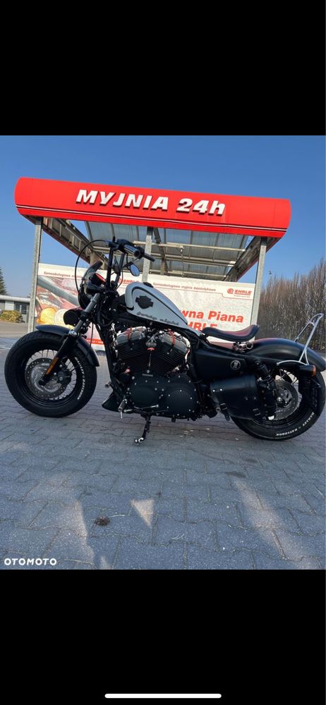 Harley Sportster xl 1200c custom bobber