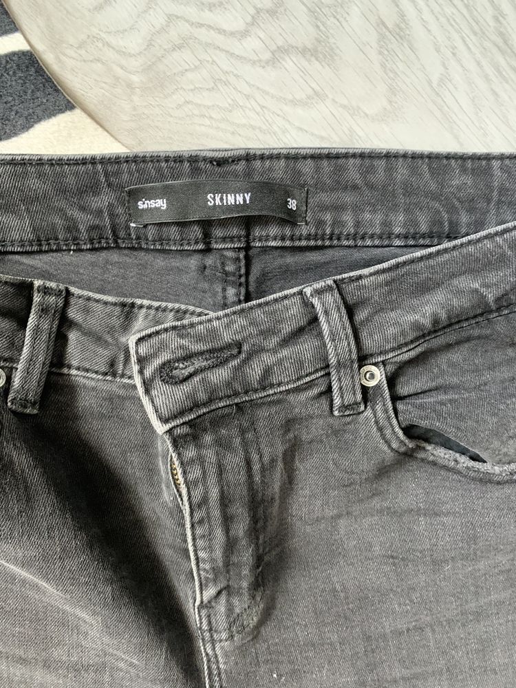 Spodnie rurki  sinsay 38