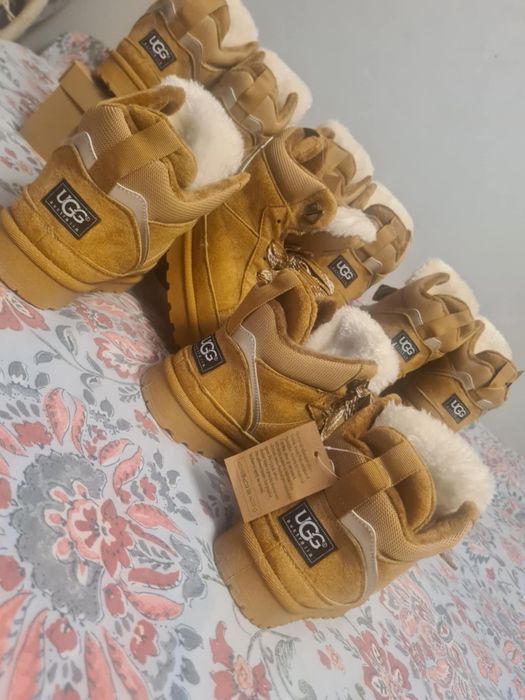 40 trapery camel.el ugg