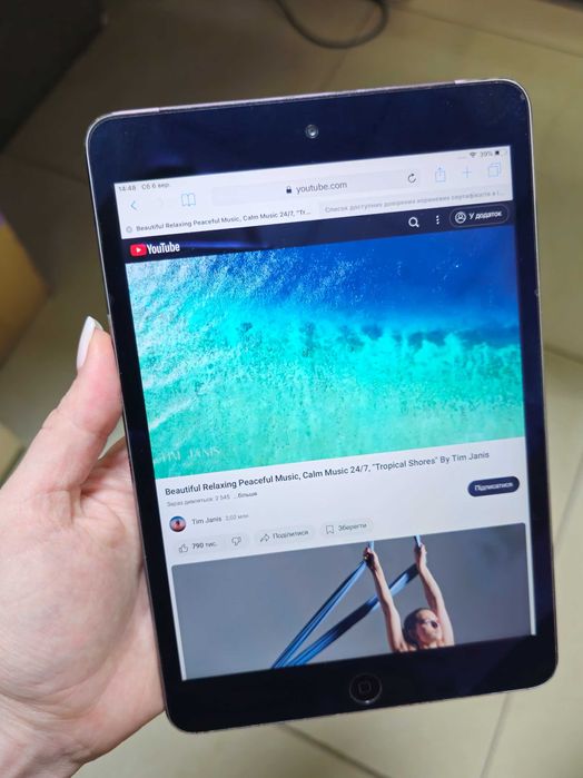 Планшет Apple iPad mini 2 A1490 Wi-Fi+4G 32GB + кабель зарядки