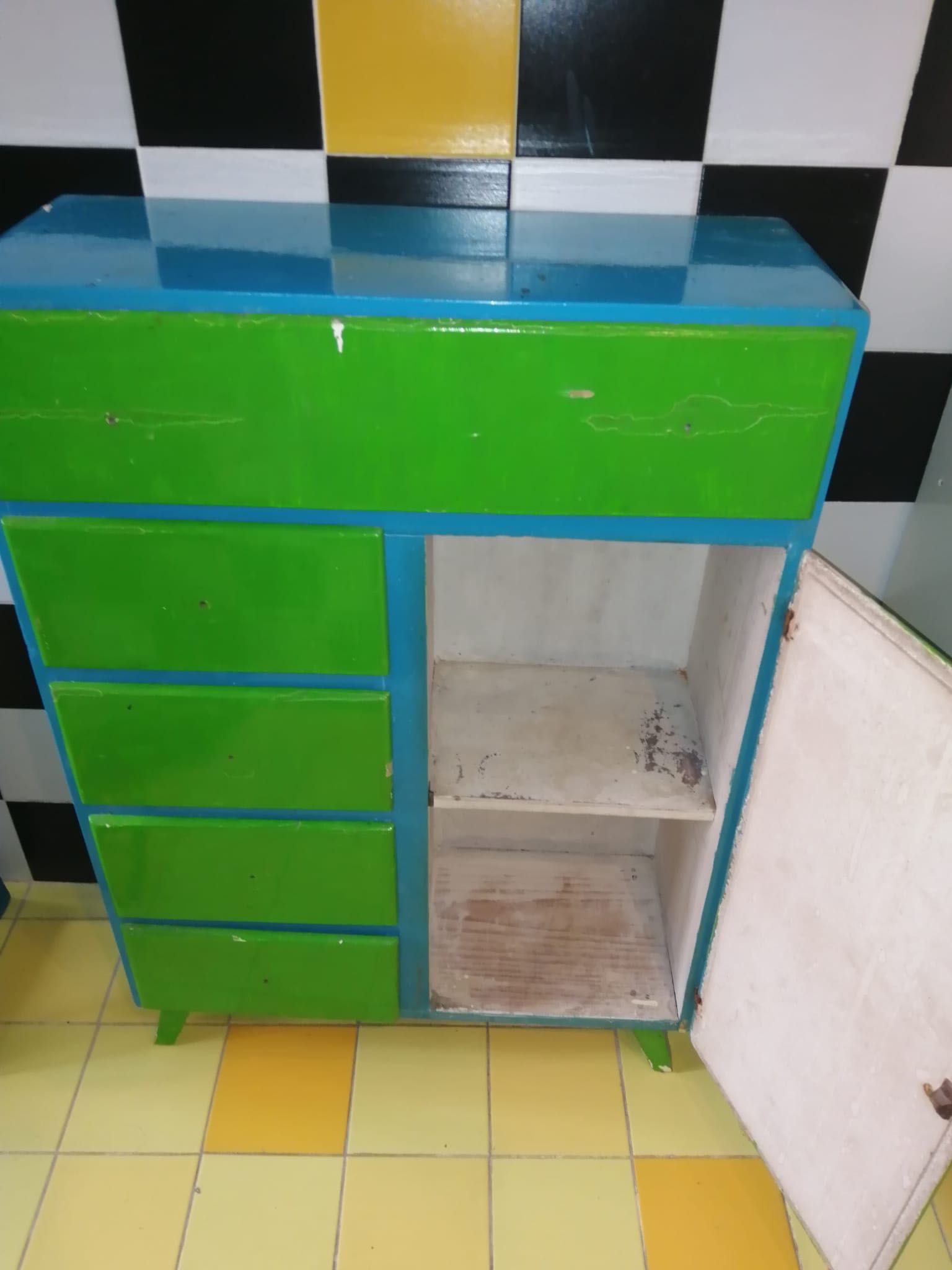 Pequeno móvel WC 5 gavetas + 1 porta (com prateleira)