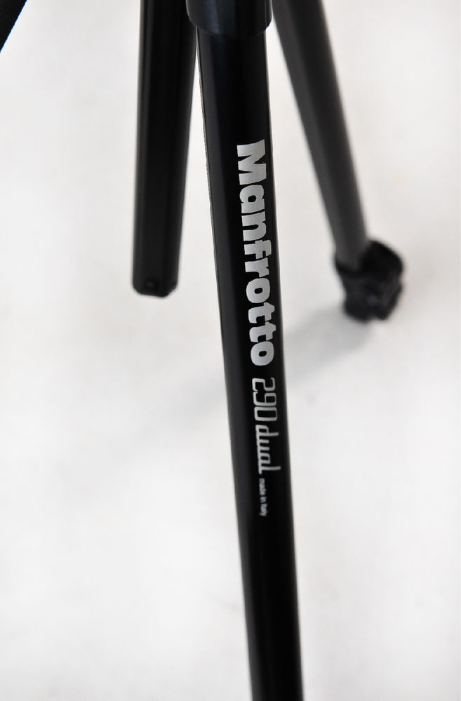 Штатив Manfrotto 290 DUAL з головою Manfrotto 804RC2