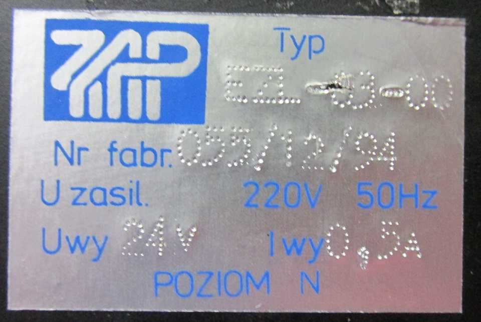 MOXA EDS-G308 niezarządzalny gigabitowy switch na szynę DIN i zasilacz