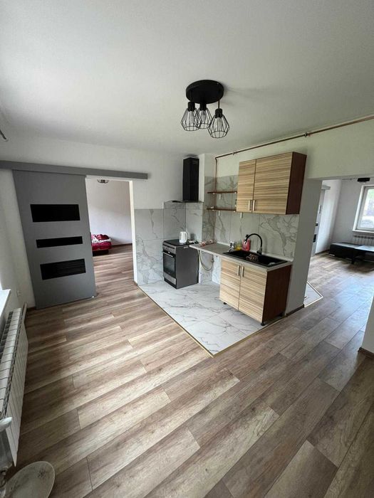 Do wynajęcia dom 100 m² po remoncie. Działka 1000 m², 3 km od centrum