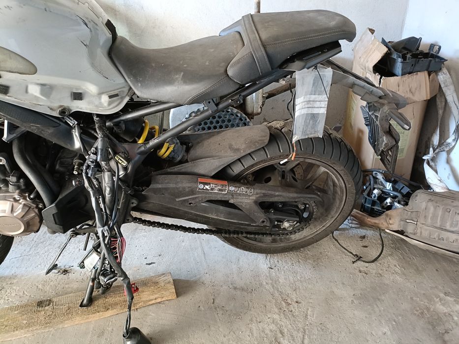 Części dokumenty  rama honda CB 650 RA 2021 rok