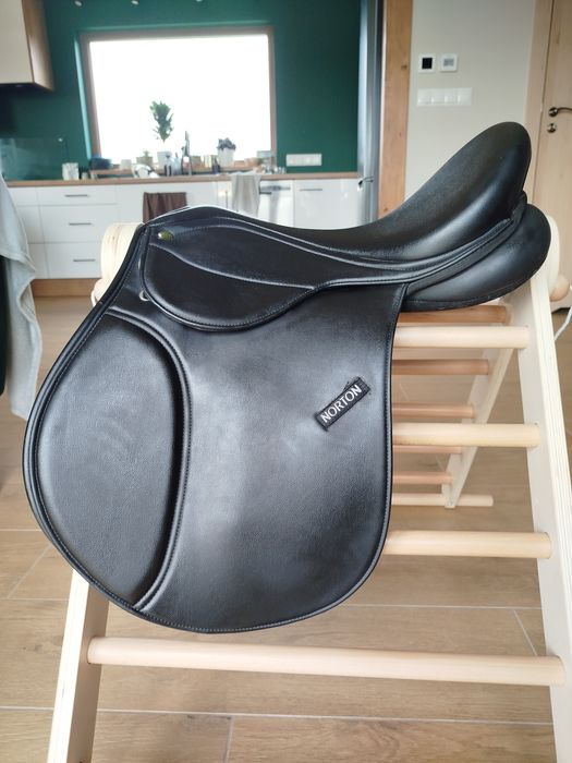 Siodło wszechstronne Norton 15' wymienne łęki