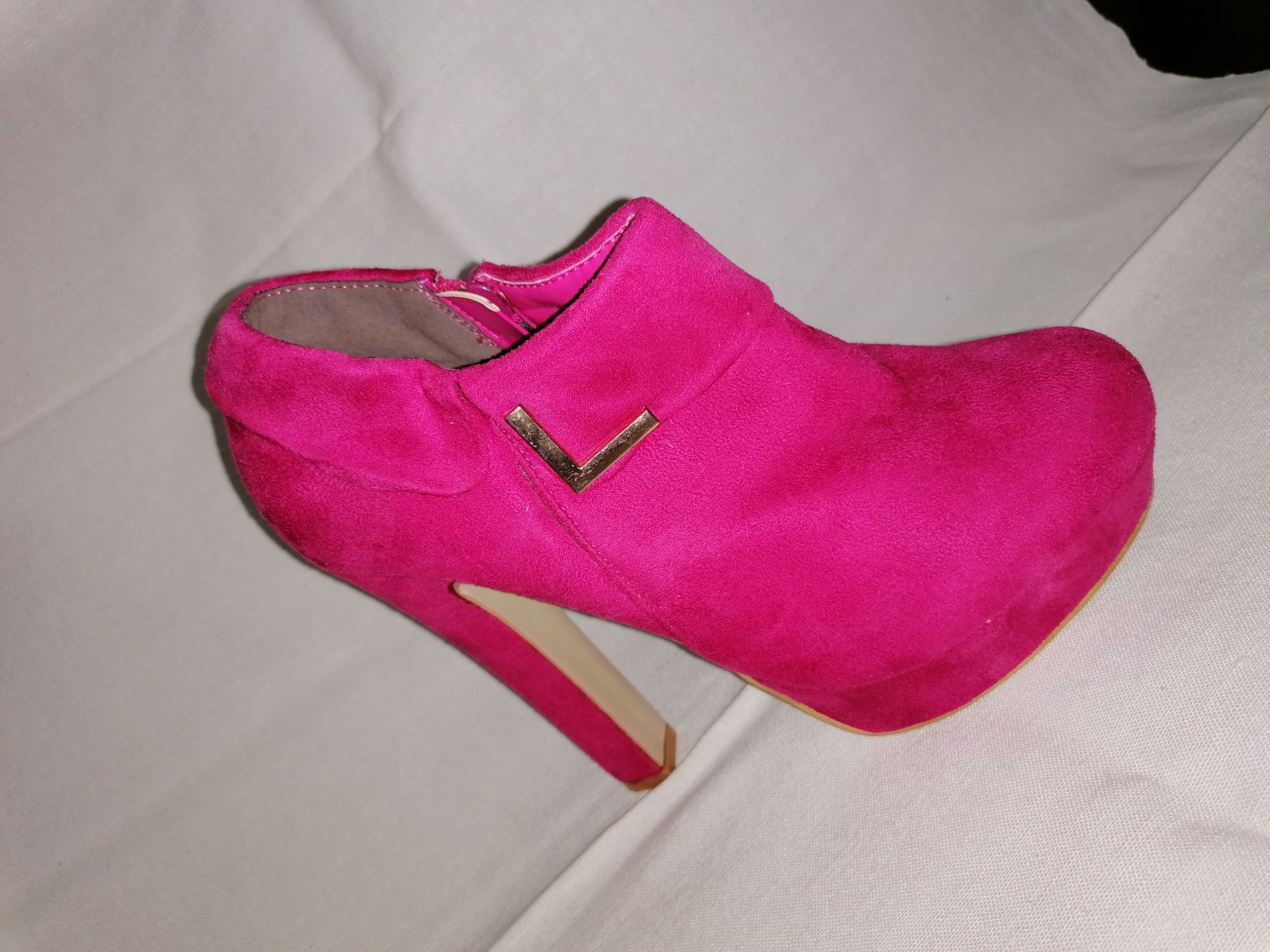 Botins Rosa forte