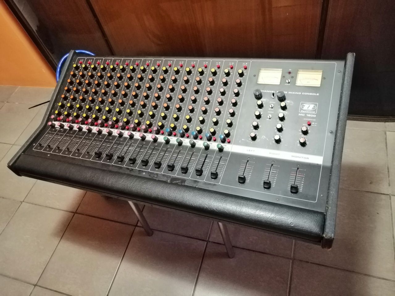 Mixer studyjny Dynacord MC-1600