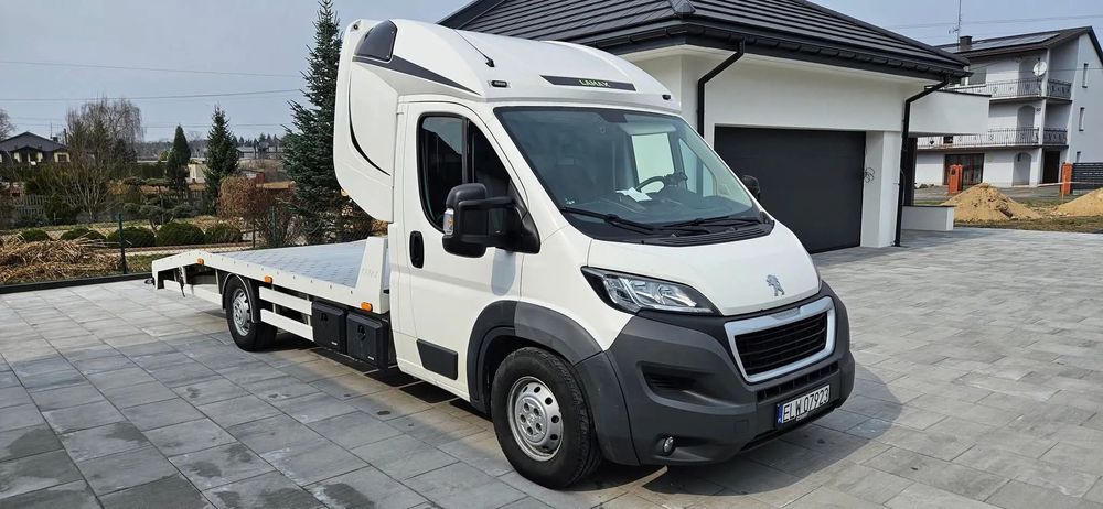 Peugeot Boxer  3.0 Sypialka zabudowa alu, hak 3500kg