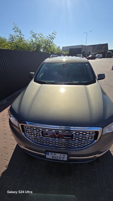 GMC Acadia Denali