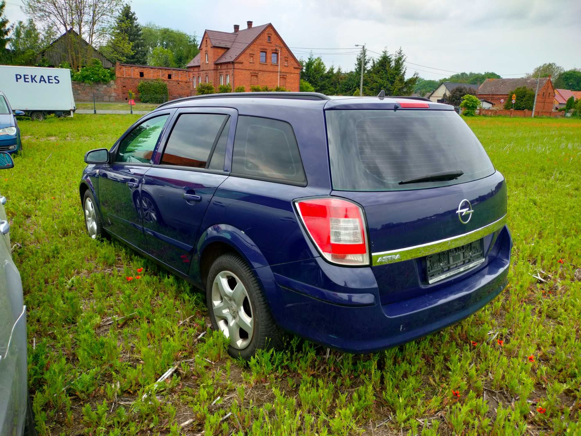 Ładny Opel Astra H 1.4benzyna kombi, klima, elektryka, bez rdzy.