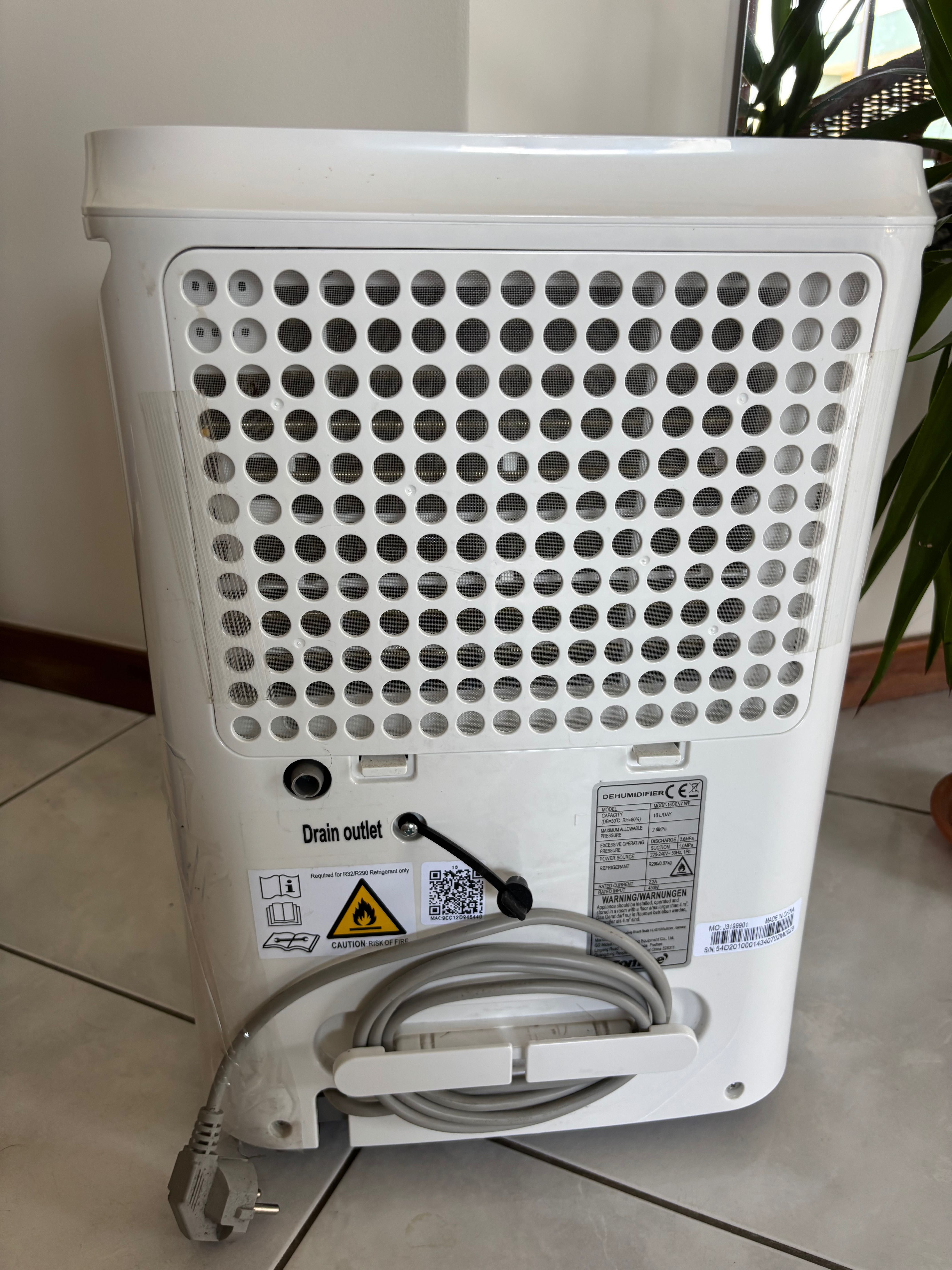 Desumidificador Comfee semi novo