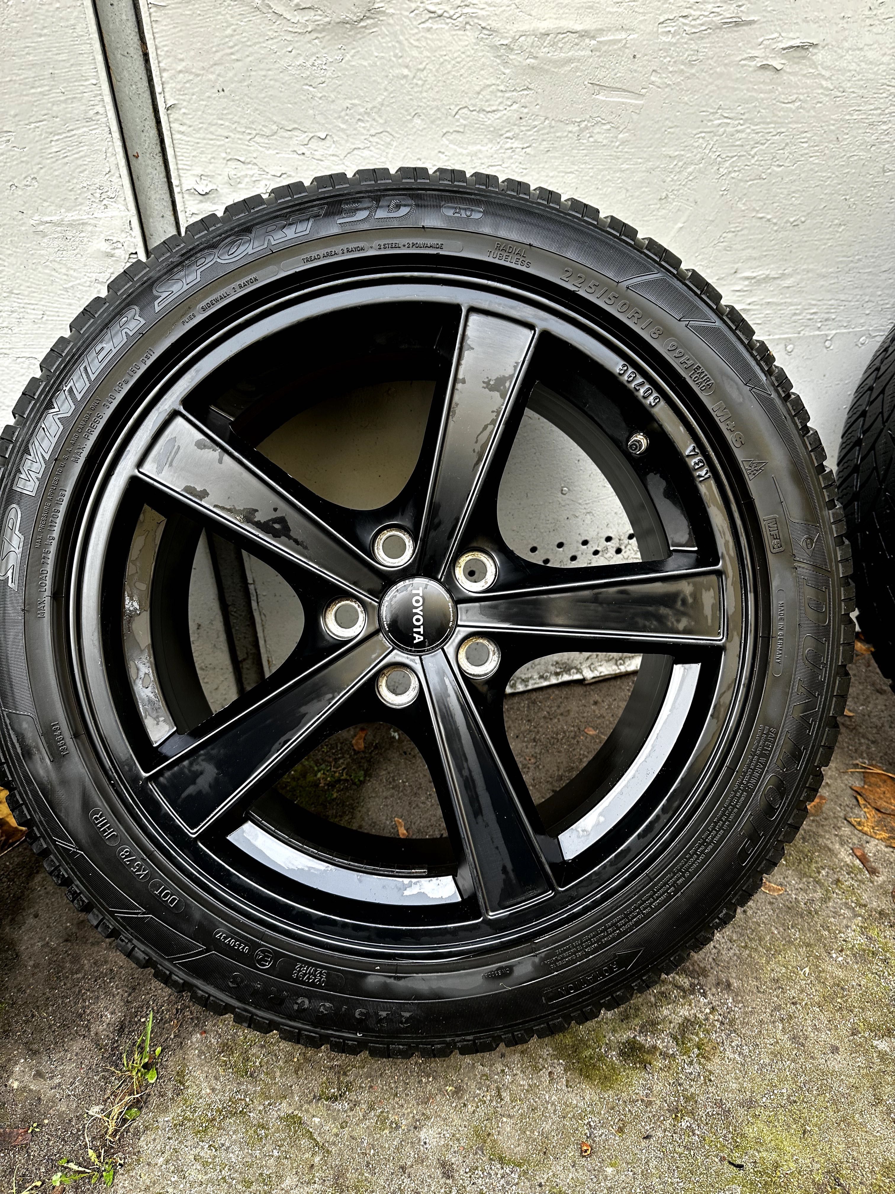 Koła zimowe alufelgi Toyota CH-R 225/50R18 Dunlop