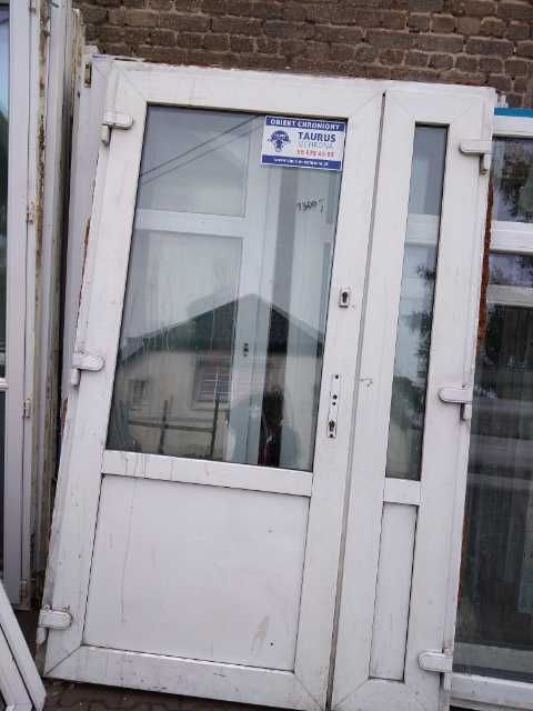 Drzwi wejściowe pcv alu  140/210 cm z dostawką