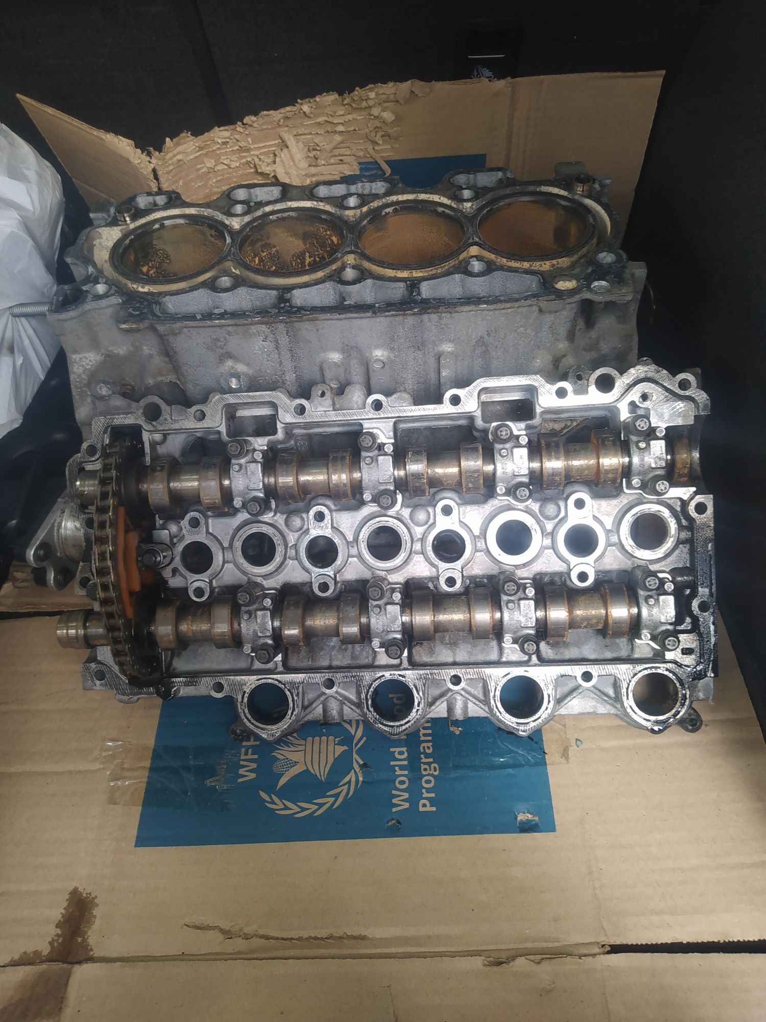 Мотор 1,6 HDI, psa 9H02 ГОЛОВКА БЛОКА