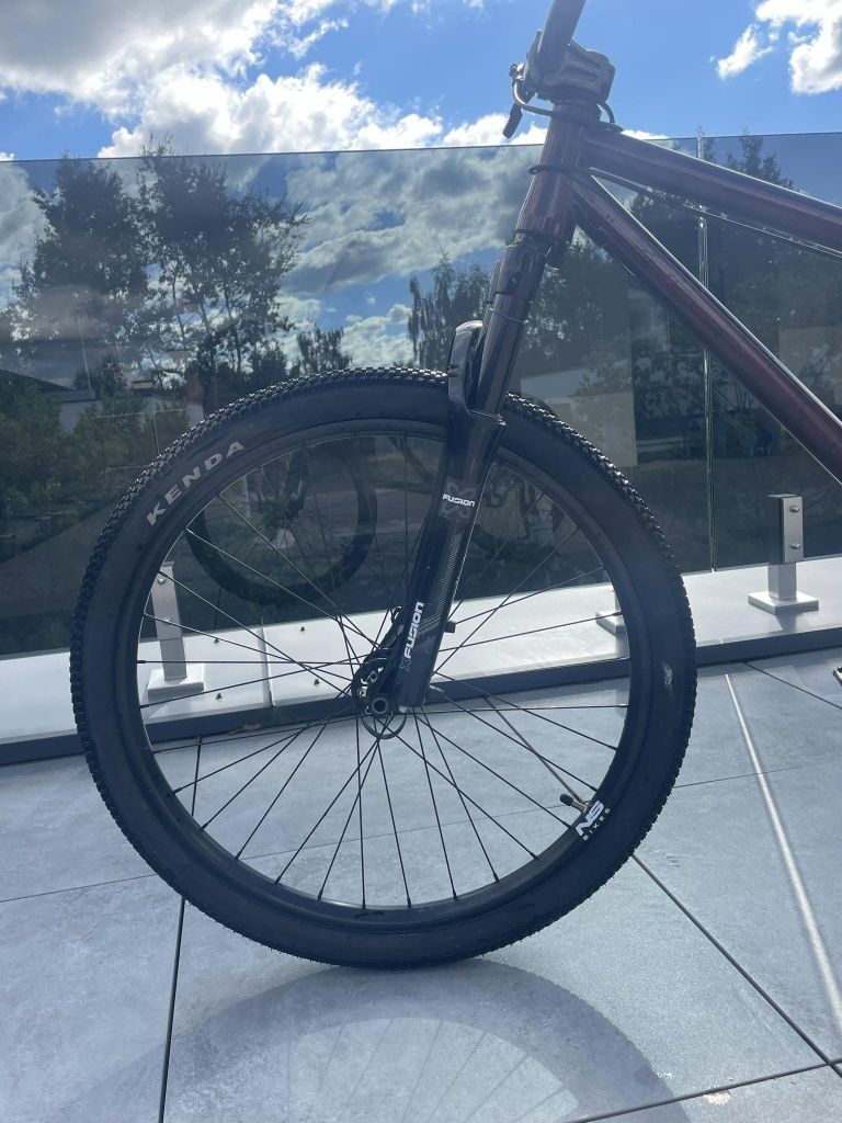 Rower dirt  metropolis  1 2021