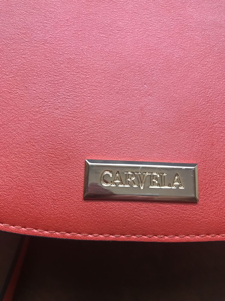 Nowa torebka CARVELA na pasku+łańcuszek