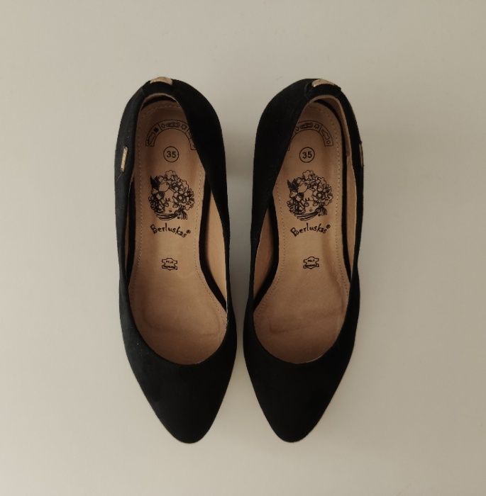 Sapato Clássico Salto Médio, Camurça, Preto, Berluskas, Tamanho 35
