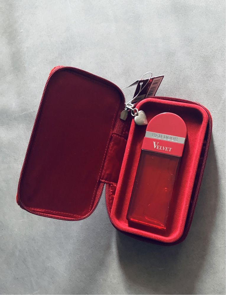 Elizabeth Arden Red Door Velvet Парфумы духи подарок