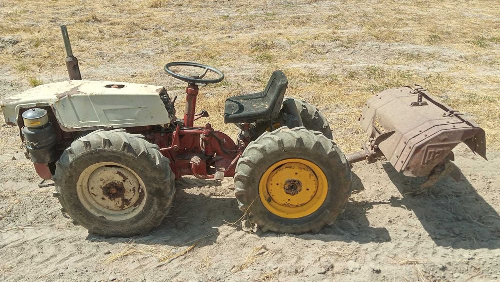 Trator articulado tração ás 4 Pasqual 21cv