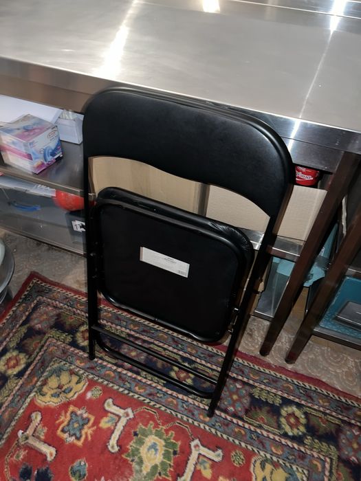 Продам два стільця