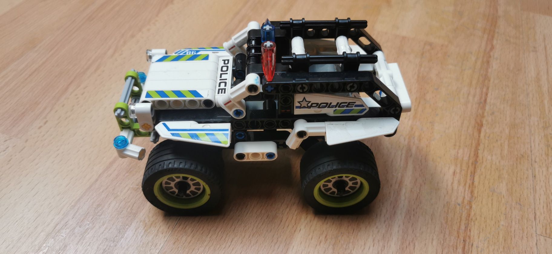 lego technic Samochód Policyjny