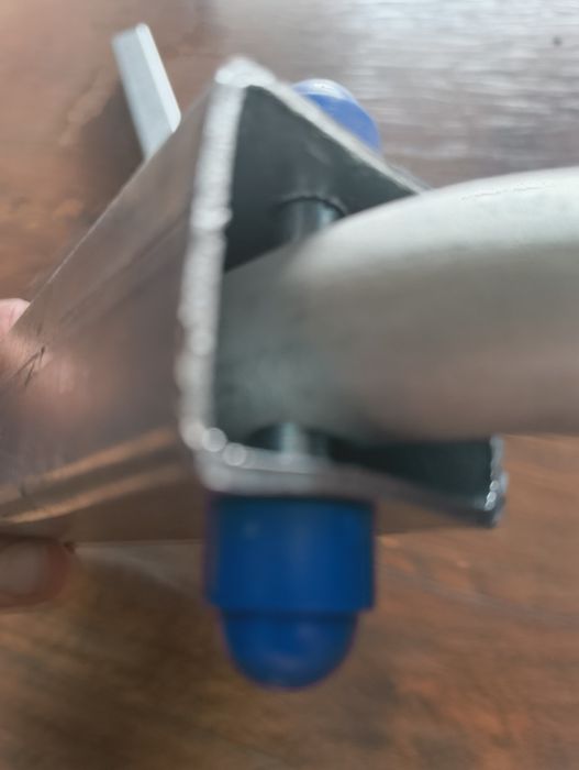 2szt Rolki  boczne ze slupkiem ruchome