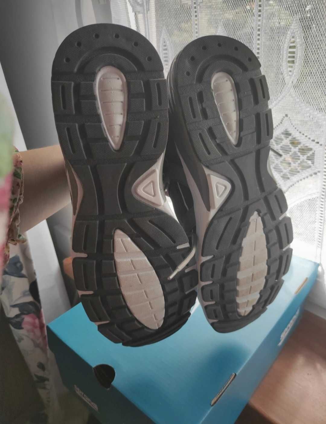 Nowe Buty sportowe męskie