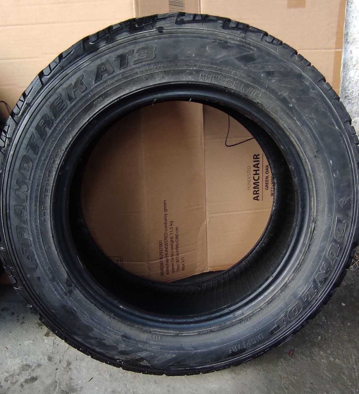 Всесезонные шины Dunlop GrandTrek AT3   225/65/17   2шт.