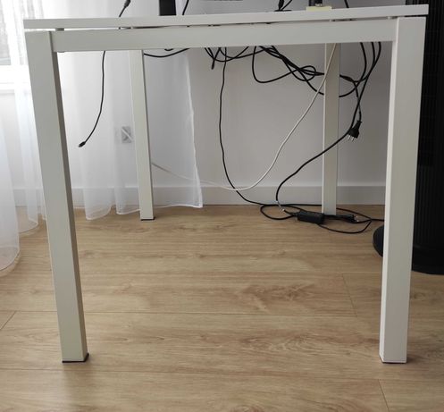 Stół/biurko białe 75x75