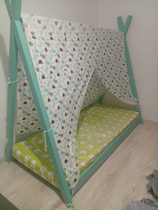 Łóżko dziecięce drewniane domek Tipi - mięta160x70 ze stelażem