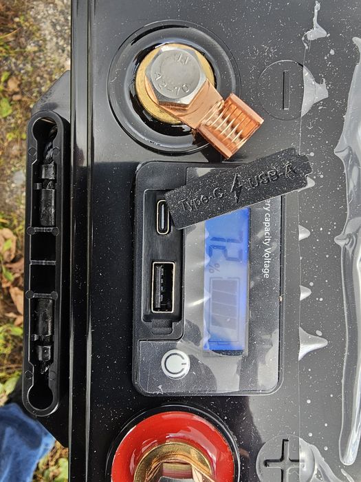 Akumulator LifePo4 Varicore  12v  310ah usb + usbc