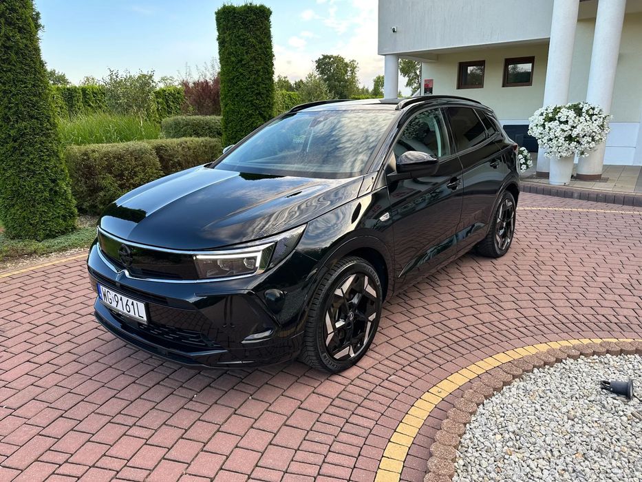 Opel Grandland Gse 300Km 4x4 2xVirtual 15tyś km Hybryda Plug-In Matrix El.Klapa NOWY!