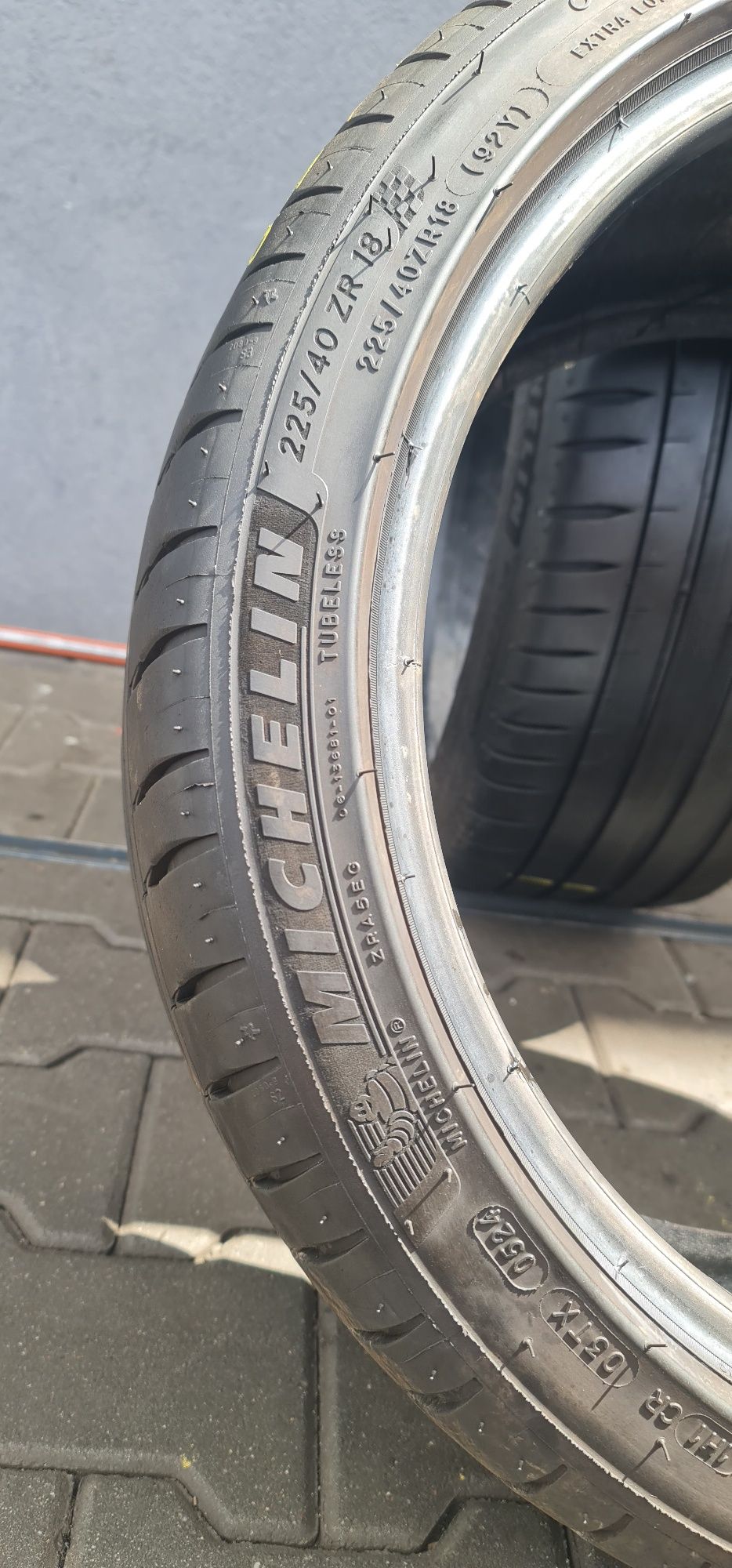225/40/18 Michelin