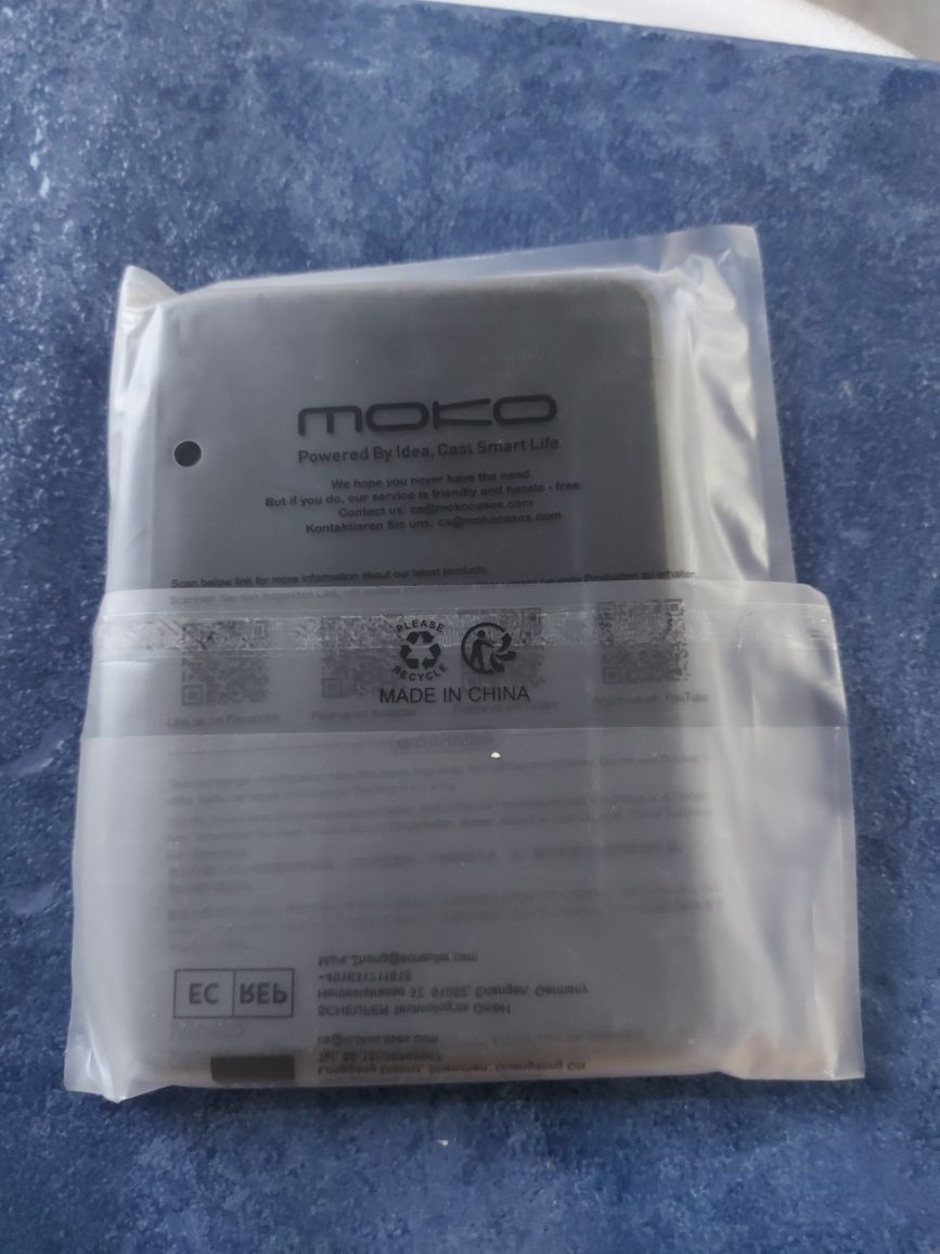 Capa plastica Moko
