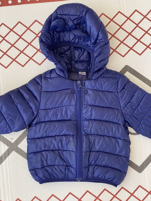 Продам детскую курту размар 80 на 1,5-2 года