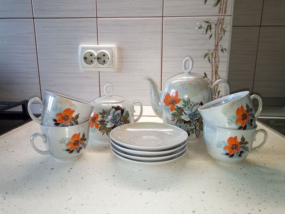 Продам чайный сервиз