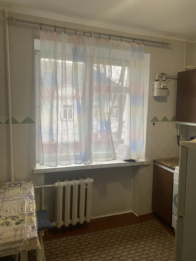 Здам 2кім Автовокзал можливо Короткій Термін 4 спальні місця