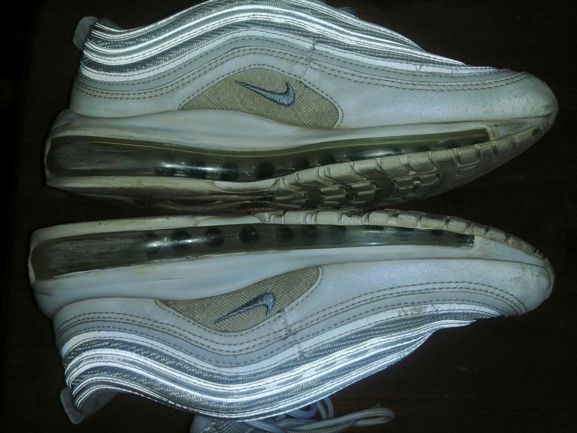 Женские кроссовки nike для удовольствия