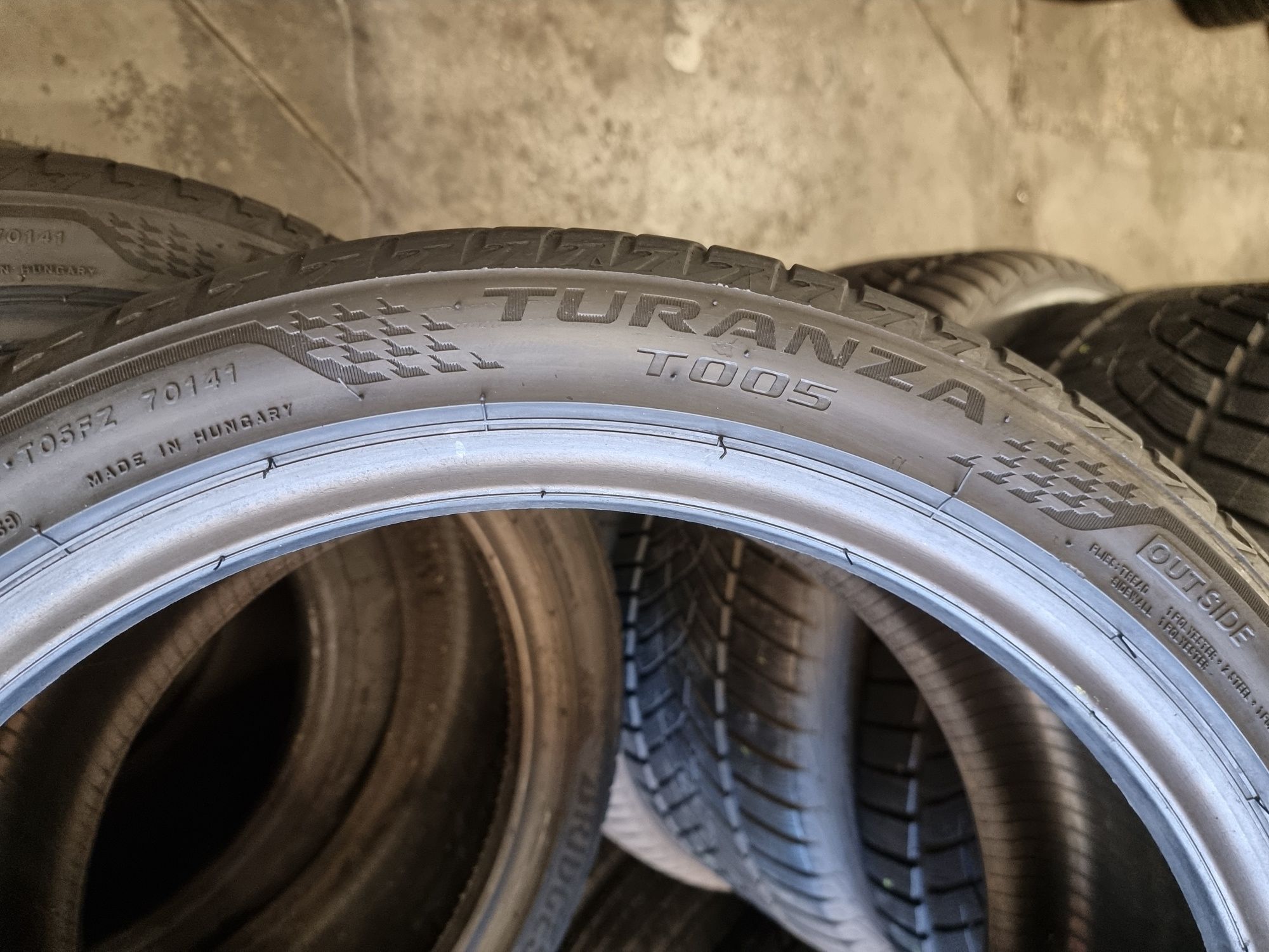 Шини літні 235х40хR18 Bridgestone Turanza T005  2 ШТ 90% Протектор