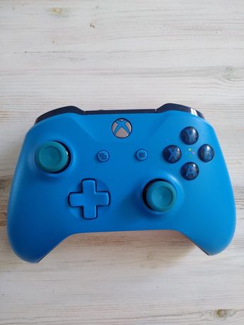 Pad Xbox one niebieski