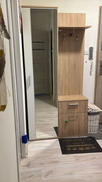 Szafka do przedpokoju