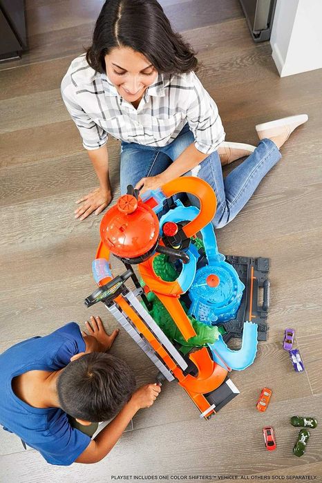 Трек Хот Вілс Вибух кольорів Водонапірна вежа Hot Wheels FTB67 • Новий