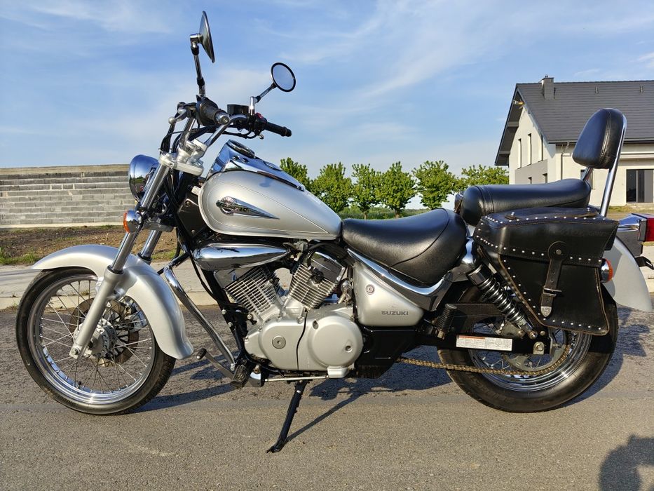 Suzuki VL 125 Intruder piękny stan Niemcy oryginał doposażony