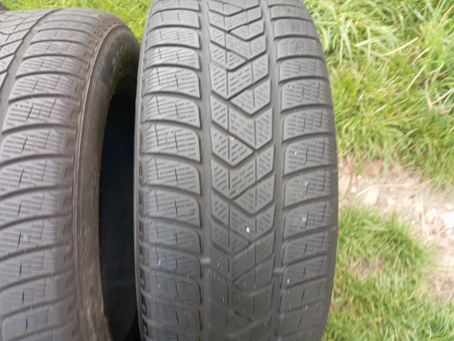 4szt opony zimówki Pirelli Scorpion 235/60/18  107H