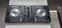 Numark Mixtrack pro 3 kontroler dj