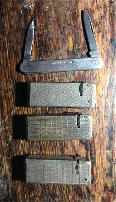 PRL zapalniczki i scyzoryk gerlach