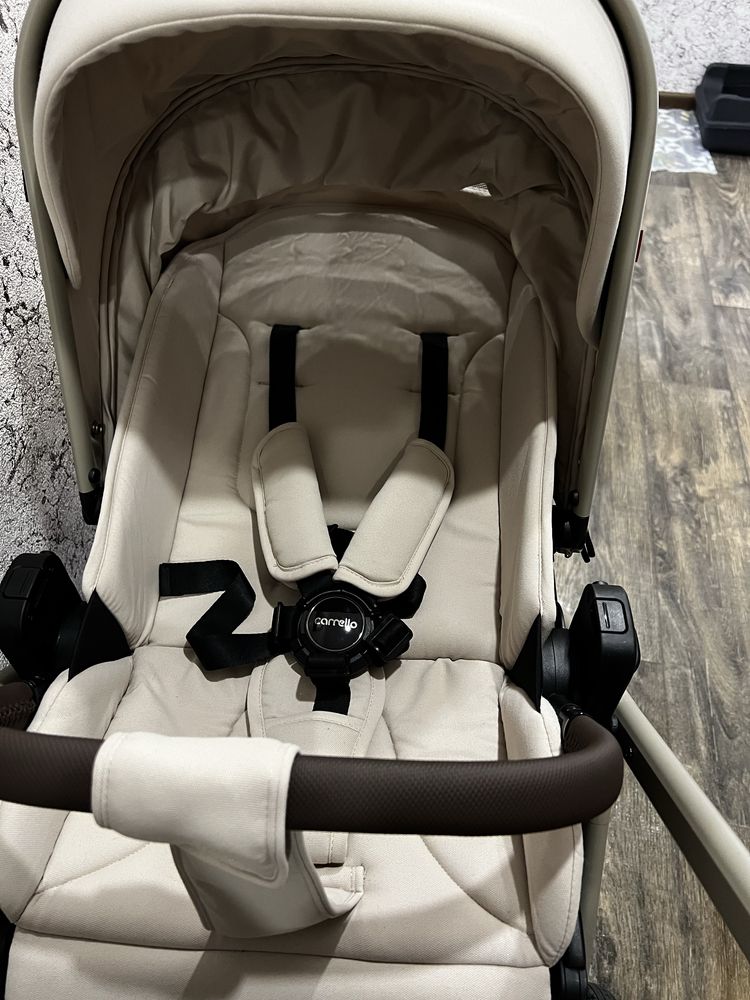 Продам коляску Carello vector